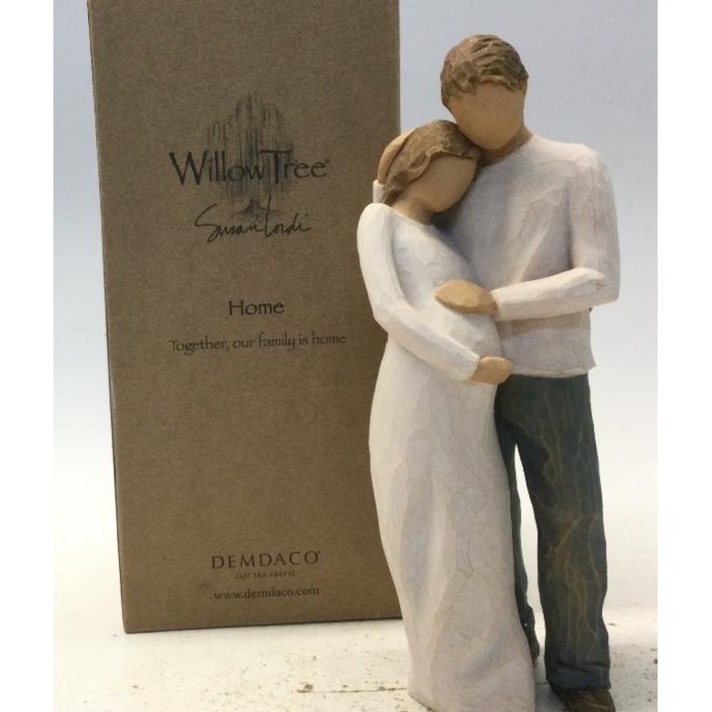Willow Tree Home Figurine Susan Lordi Demdaco Expectant Couple Parents 26252